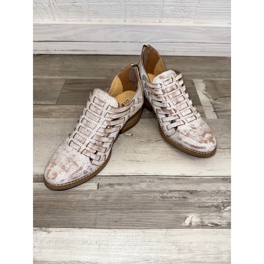 Diba True Woven Cage Booties Womens 6.5 Distressed White Rose Gold Leather Zip